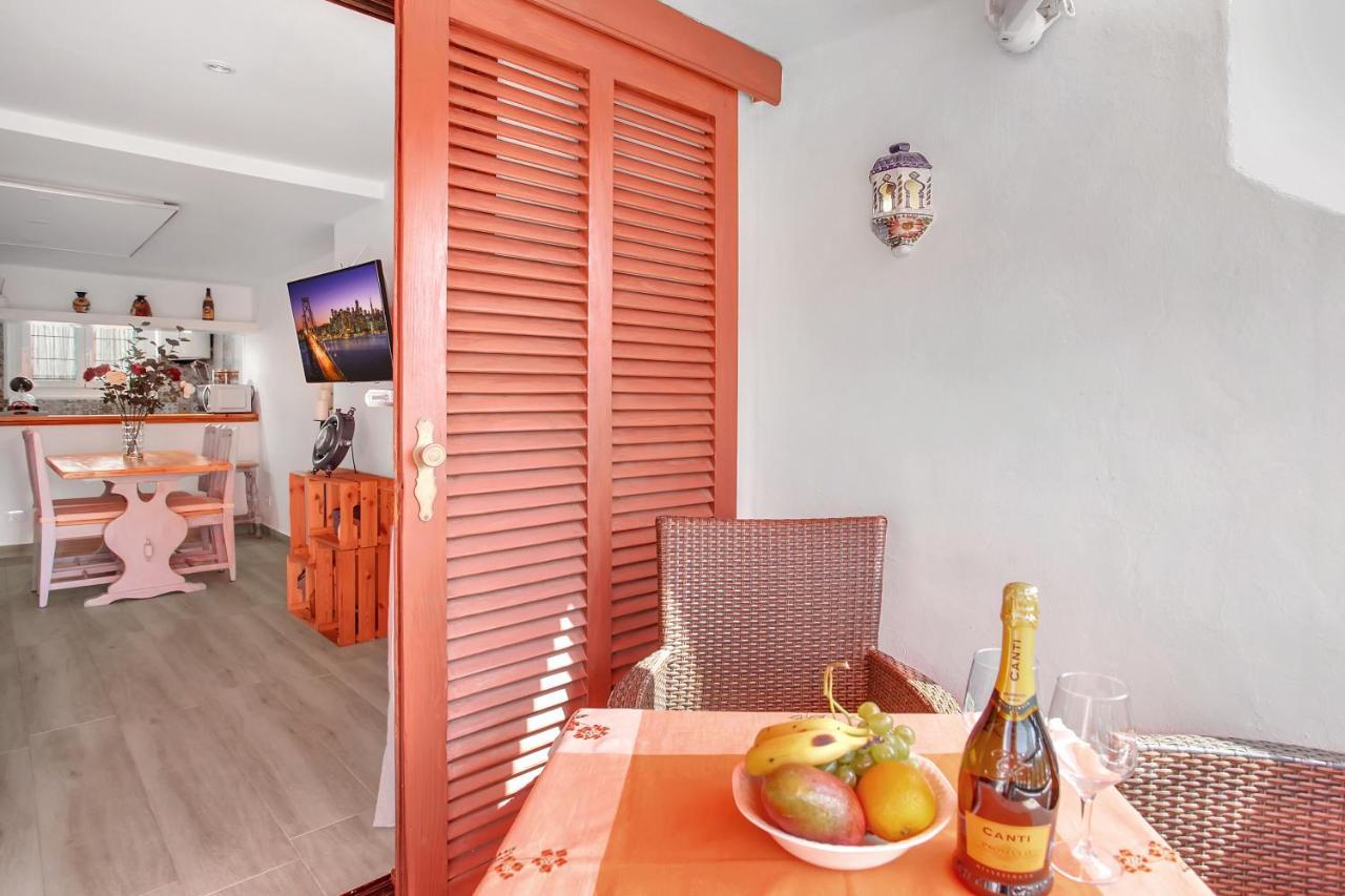 Ferienwohnung Sun Beach, Fiber, Pool Playa de las Américas Exterior foto