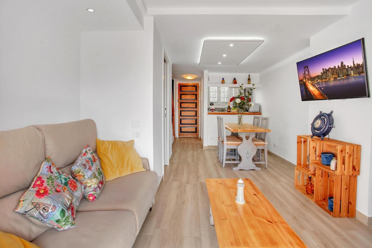 Ferienwohnung Sun Beach, Fiber, Pool Playa de las Américas Exterior foto